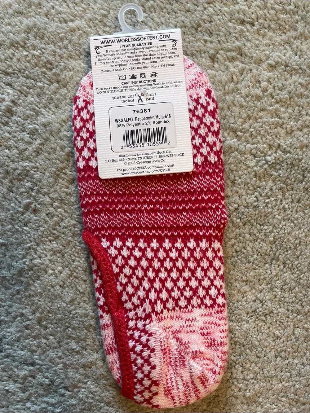 Women’s Red & White No-Show Socks